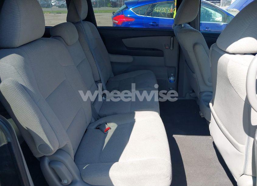 Photo 8 of 2011 Honda Odyssey EX (VIN 5FNRL5H46BB009440)