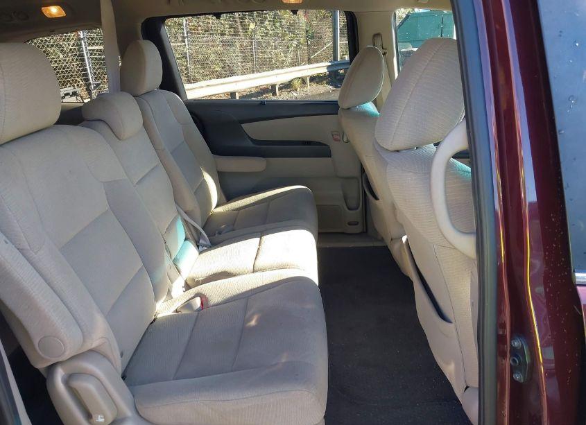 Photo 8 of 2011 Honda Odyssey EX (VIN 5FNRL5H46BB015660)