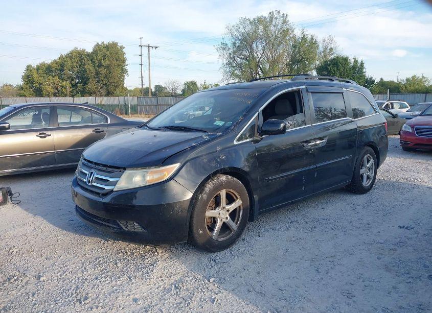 Photo 2 of 2011 Honda Odyssey EX (VIN 5FNRL5H46BB021779)
