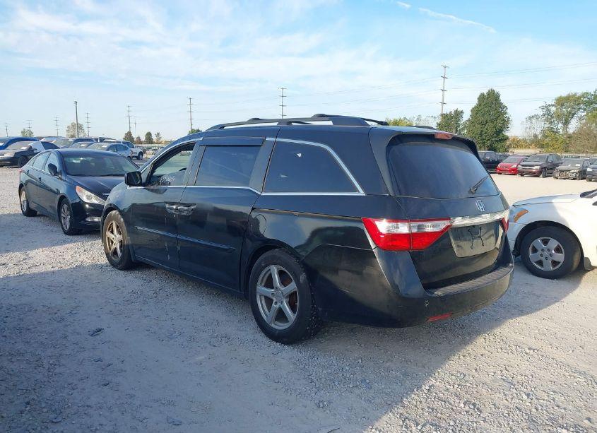 Photo 3 of 2011 Honda Odyssey EX (VIN 5FNRL5H46BB021779)