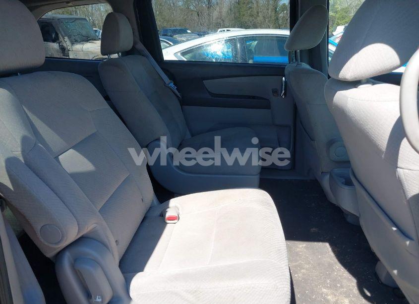 Photo 8 of 2014 Honda Odyssey EX (VIN 5FNRL5H46EB025769)