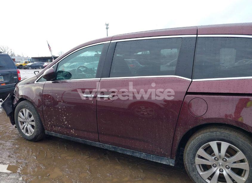 Photo 14 of 2015 Honda Odyssey EX (VIN 5FNRL5H46FB014577)