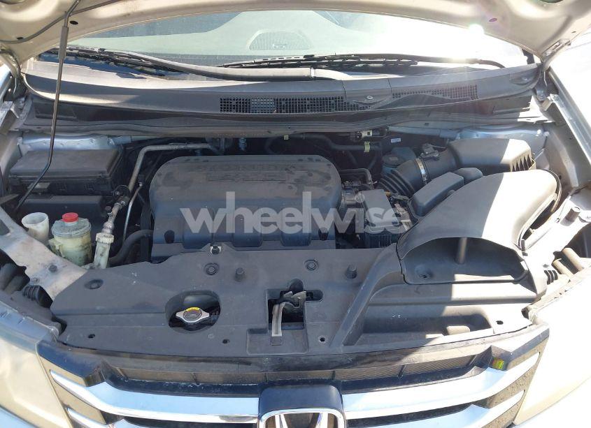 Photo 10 of 2015 Honda Odyssey EX (VIN 5FNRL5H46FB032366)