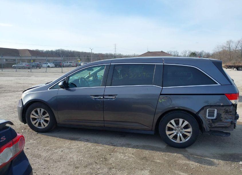 Photo 15 of 2015 Honda Odyssey EX (VIN 5FNRL5H46FB070664)