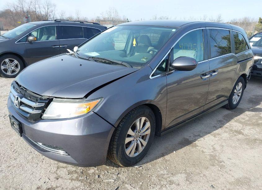 Photo 2 of 2015 Honda Odyssey EX (VIN 5FNRL5H46FB070664)