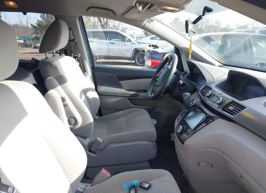 Photo 5 of 2015 Honda Odyssey EX (VIN 5FNRL5H46FB070664)