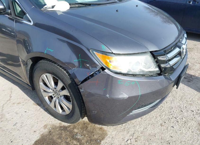 Photo 6 of 2015 Honda Odyssey EX (VIN 5FNRL5H46FB070664)