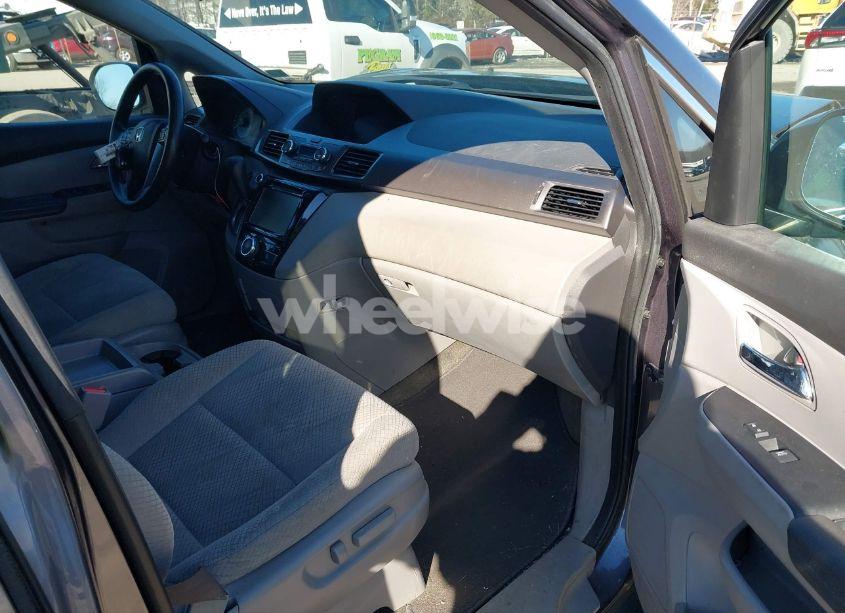 Photo 5 of 2015 Honda Odyssey EX (VIN 5FNRL5H46FB131575)