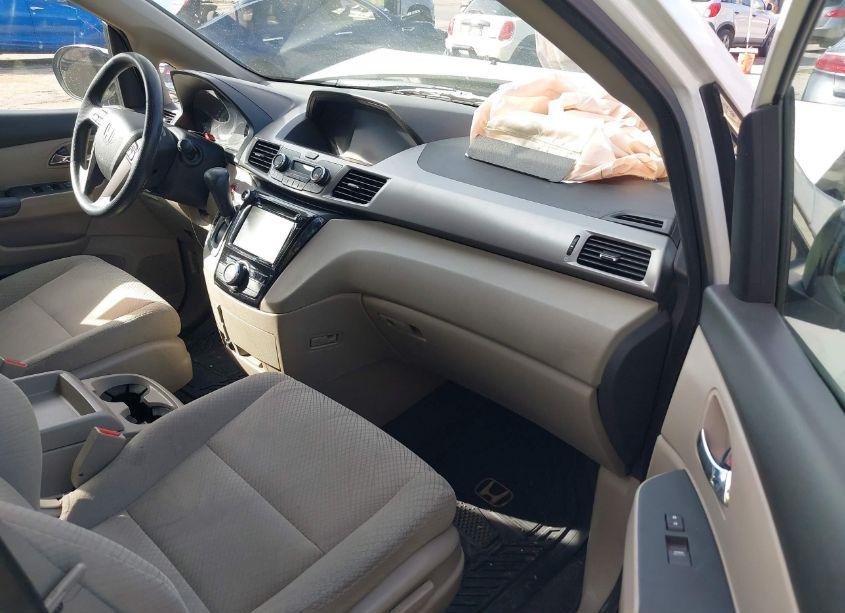 Photo 5 of 2016 Honda Odyssey EX (VIN 5FNRL5H46GB124854)