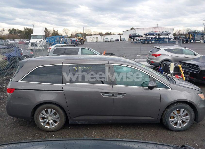 Photo 13 of 2016 Honda Odyssey EX (VIN 5FNRL5H46GB131383)