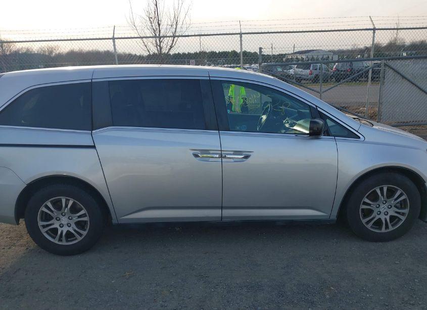 Photo 12 of 2011 Honda Odyssey EX (VIN 5FNRL5H47BB033293)