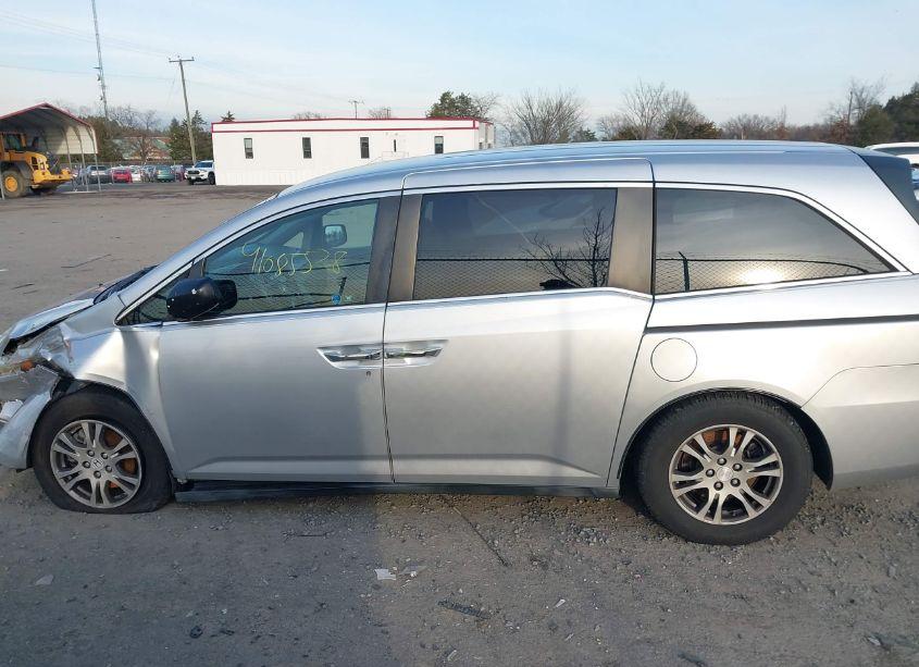 Photo 13 of 2011 Honda Odyssey EX (VIN 5FNRL5H47BB033293)