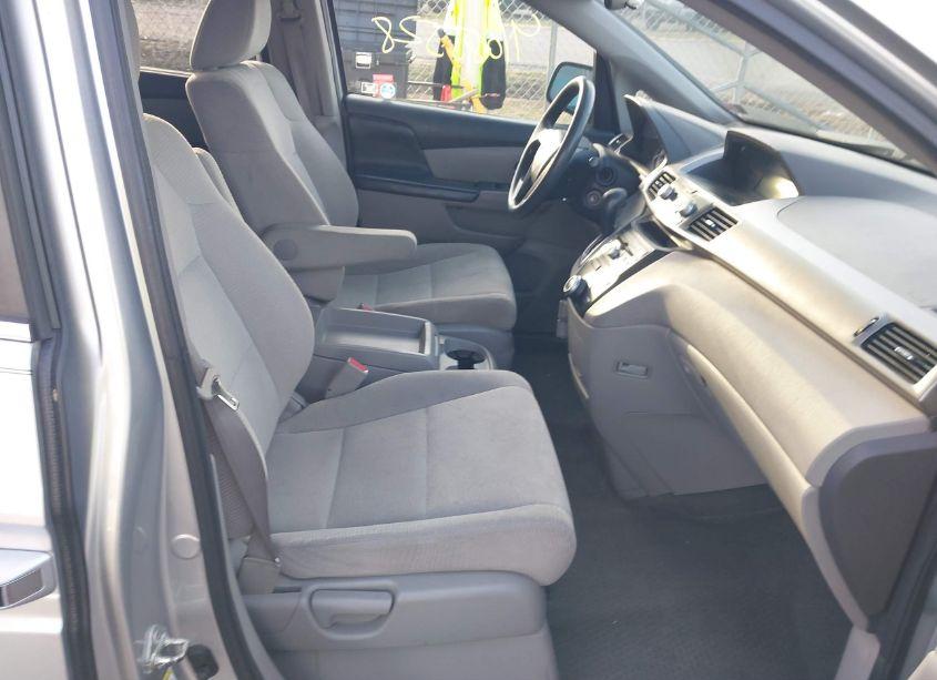 Photo 5 of 2011 Honda Odyssey EX (VIN 5FNRL5H47BB033293)