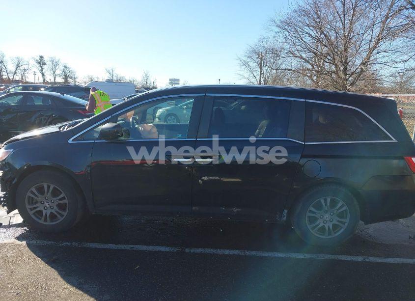 Photo 13 of 2011 Honda Odyssey EX (VIN 5FNRL5H47BB069047)