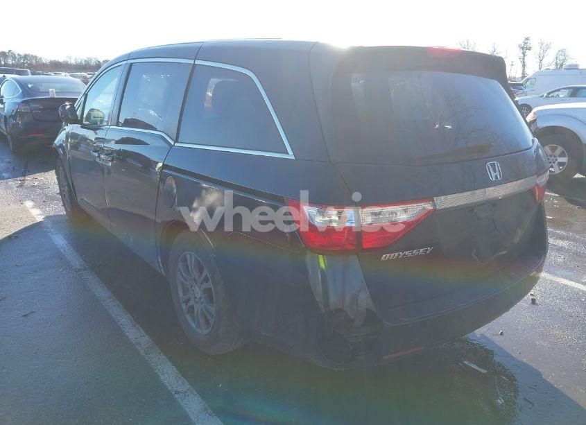 Photo 3 of 2011 Honda Odyssey EX (VIN 5FNRL5H47BB069047)