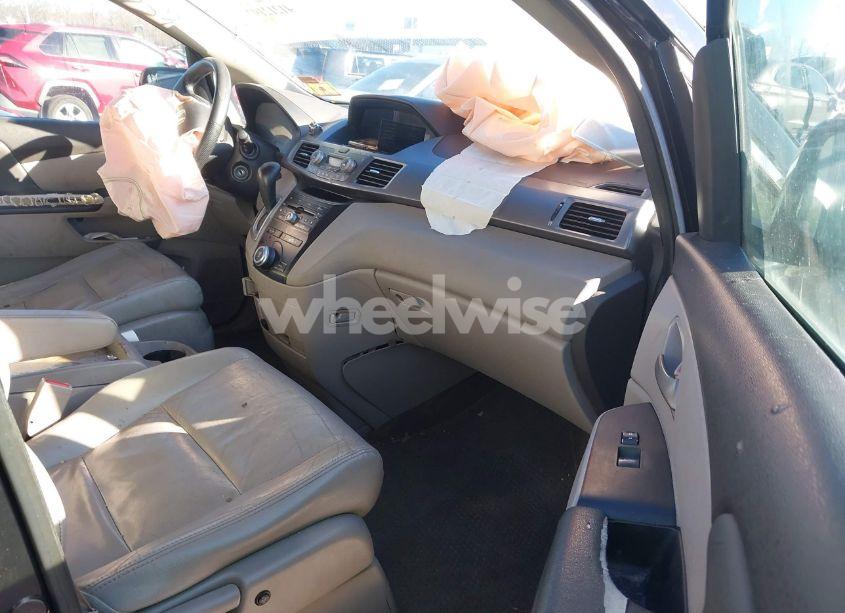 Photo 5 of 2011 Honda Odyssey EX (VIN 5FNRL5H47BB069047)