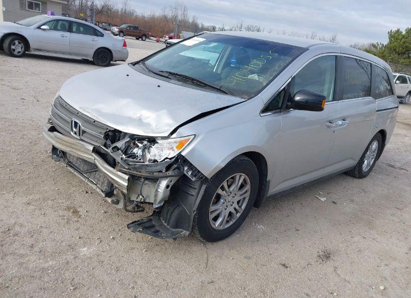 Photo 2 of 2011 Honda Odyssey EX (VIN 5FNRL5H47BB087029)