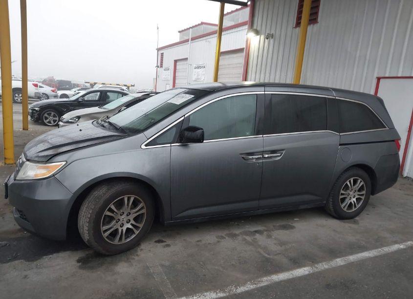 Photo 14 of 2011 Honda Odyssey EX (VIN 5FNRL5H47BB101270)