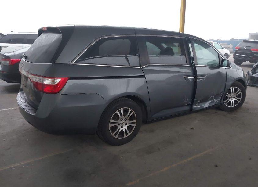 Photo 4 of 2011 Honda Odyssey EX (VIN 5FNRL5H47BB101270)