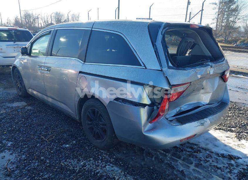 Photo 3 of 2012 Honda Odyssey EX (VIN 5FNRL5H47CB074749)