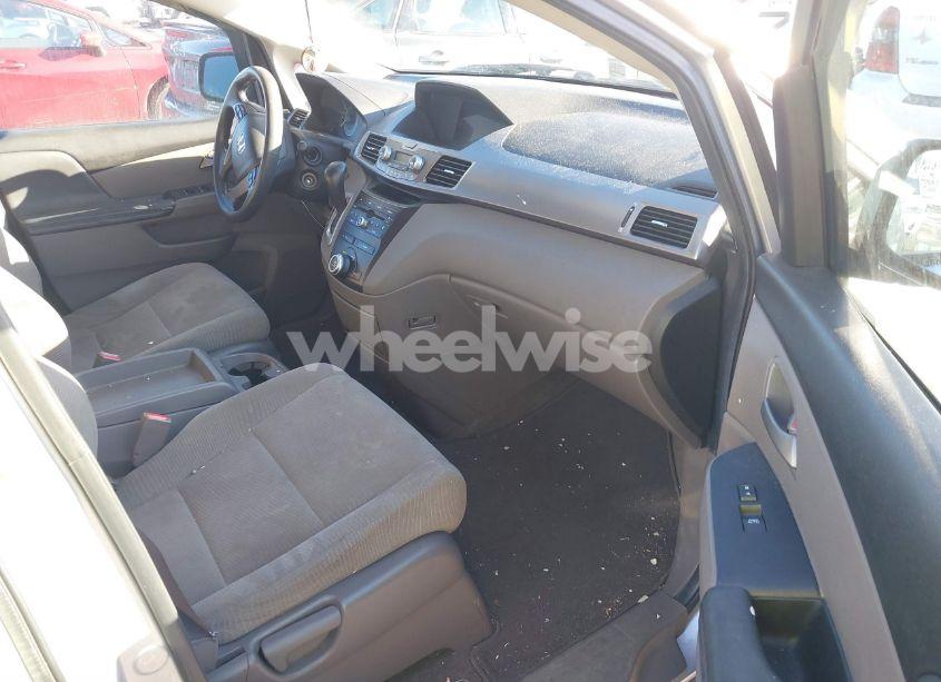 Photo 5 of 2012 Honda Odyssey EX (VIN 5FNRL5H47CB074749)