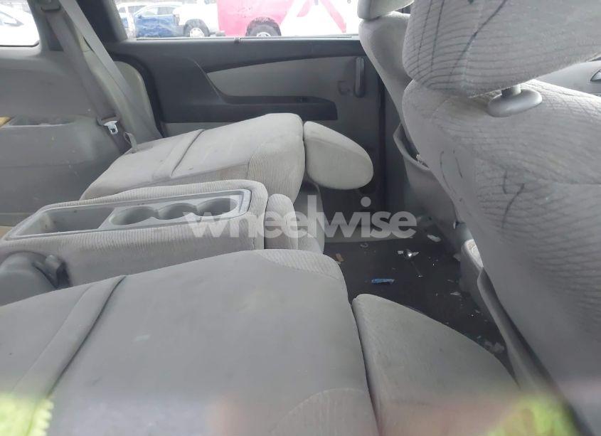 Photo 8 of 2012 Honda Odyssey EX (VIN 5FNRL5H47CB105451)