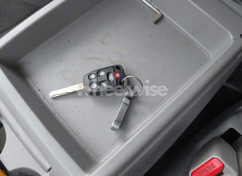 Photo 11 of 2013 Honda Odyssey EX (VIN 5FNRL5H47DB075627)