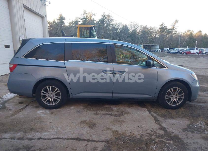 Photo 13 of 2013 Honda Odyssey EX (VIN 5FNRL5H47DB075627)