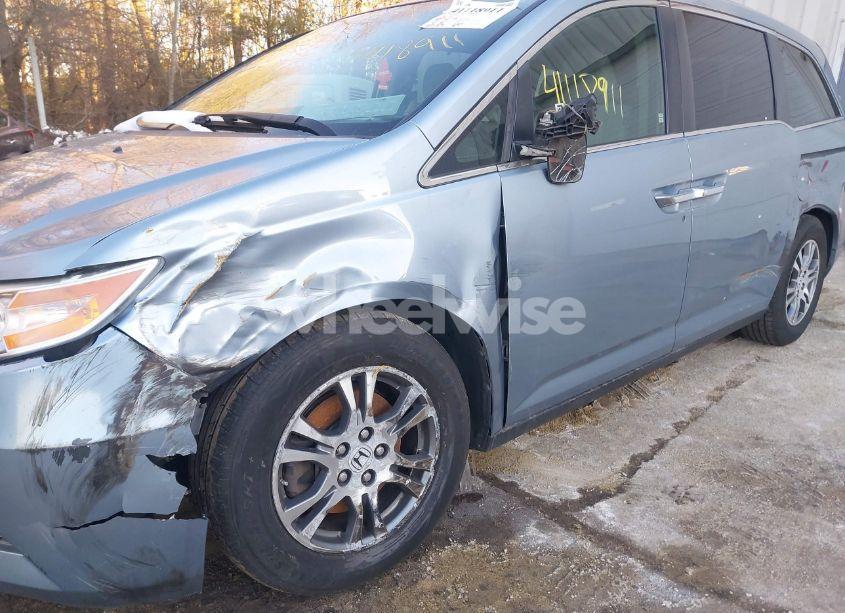 Photo 6 of 2013 Honda Odyssey EX (VIN 5FNRL5H47DB075627)