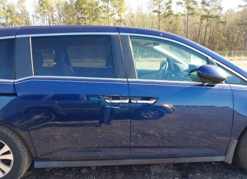 Photo 13 of 2015 Honda Odyssey EX (VIN 5FNRL5H47FB092088)