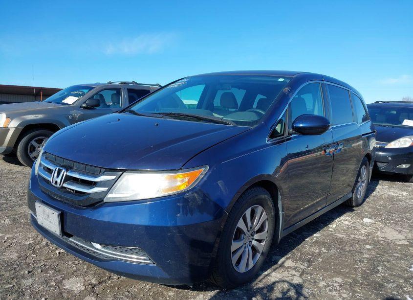 Photo 2 of 2015 Honda Odyssey EX (VIN 5FNRL5H47FB092088)