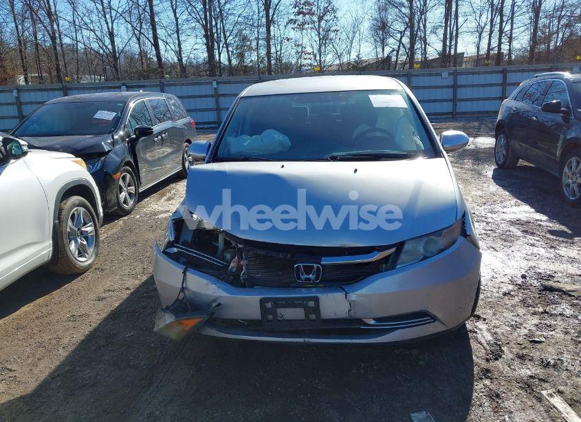 Photo 12 of 2015 Honda Odyssey EX (VIN 5FNRL5H47FB113991)