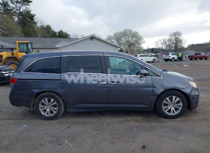 Photo 13 of 2015 Honda Odyssey EX (VIN 5FNRL5H47FB121590)