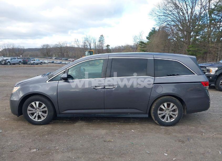 Photo 14 of 2015 Honda Odyssey EX (VIN 5FNRL5H47FB121590)