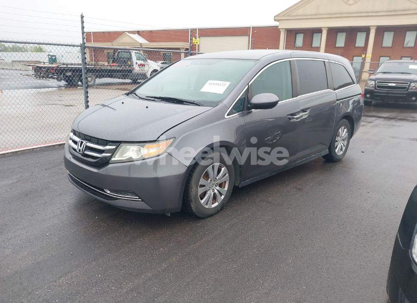 Photo 2 of 2016 Honda Odyssey EX (VIN 5FNRL5H47GB002780)