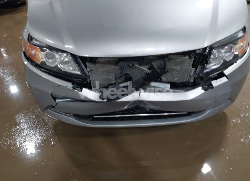 Photo 6 of 2016 Honda Odyssey EX (VIN 5FNRL5H47GB087801)