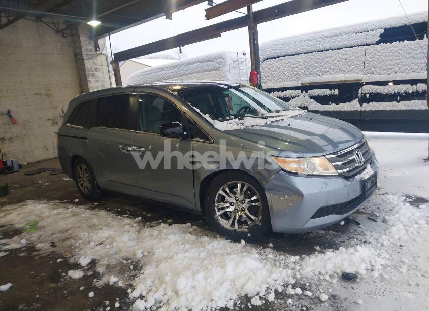 2011 Honda Odyssey EX (VIN 5FNRL5H48BB014817) main photo