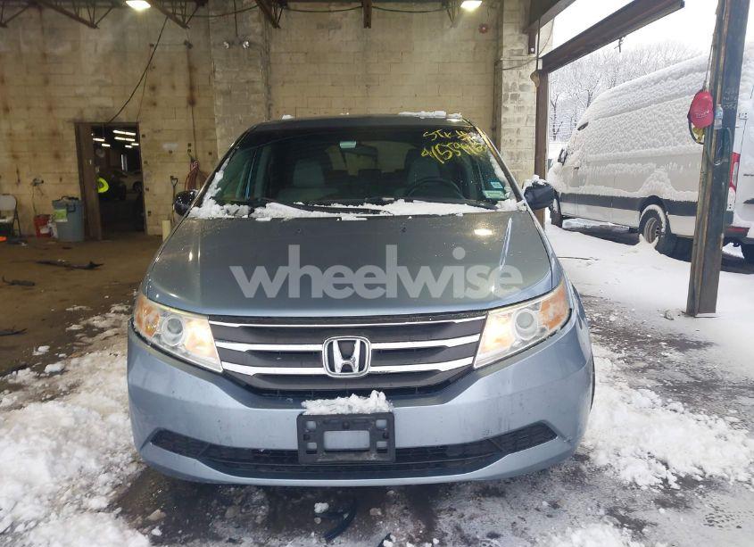 Photo 6 of 2011 Honda Odyssey EX (VIN 5FNRL5H48BB014817)