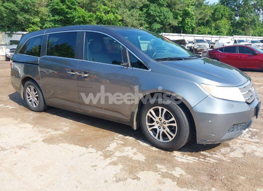 2012 Honda Odyssey EX (VIN 5FNRL5H48CB004967) main photo