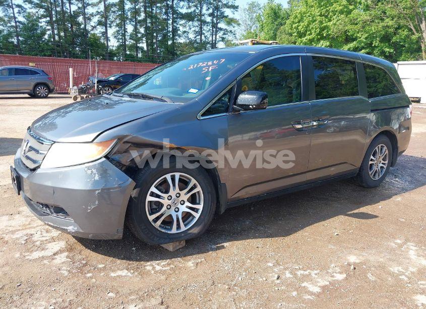 Photo 2 of 2012 Honda Odyssey EX (VIN 5FNRL5H48CB004967)