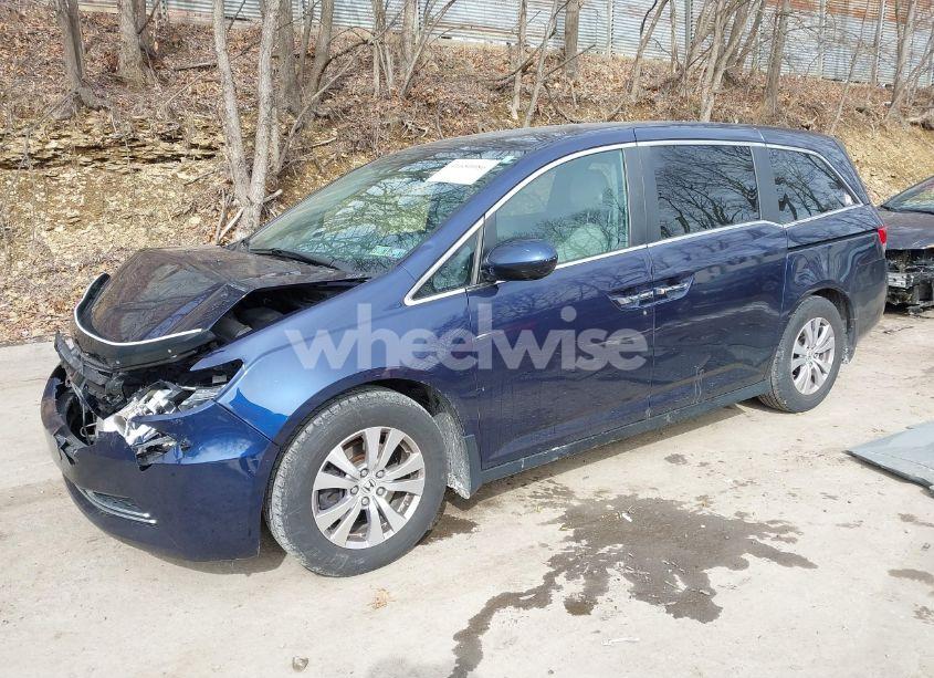 Photo 2 of 2014 Honda Odyssey EX (VIN 5FNRL5H48EB033128)