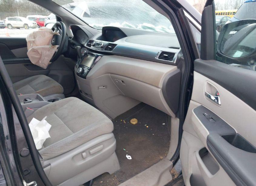 Photo 5 of 2014 Honda Odyssey EX (VIN 5FNRL5H48EB040628)