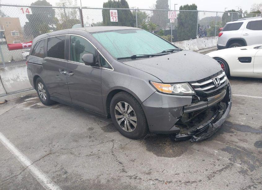 2015 Honda Odyssey EX (VIN 5FNRL5H48FB023393) main photo