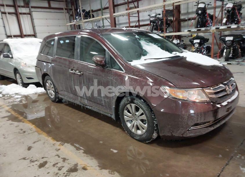 2015 Honda Odyssey EX (VIN 5FNRL5H48FB111747) main photo