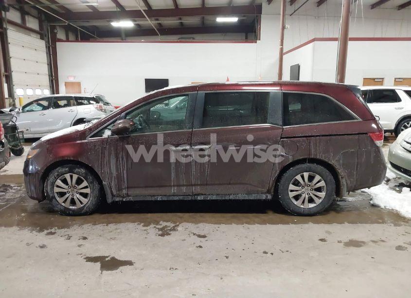 Photo 14 of 2015 Honda Odyssey EX (VIN 5FNRL5H48FB111747)