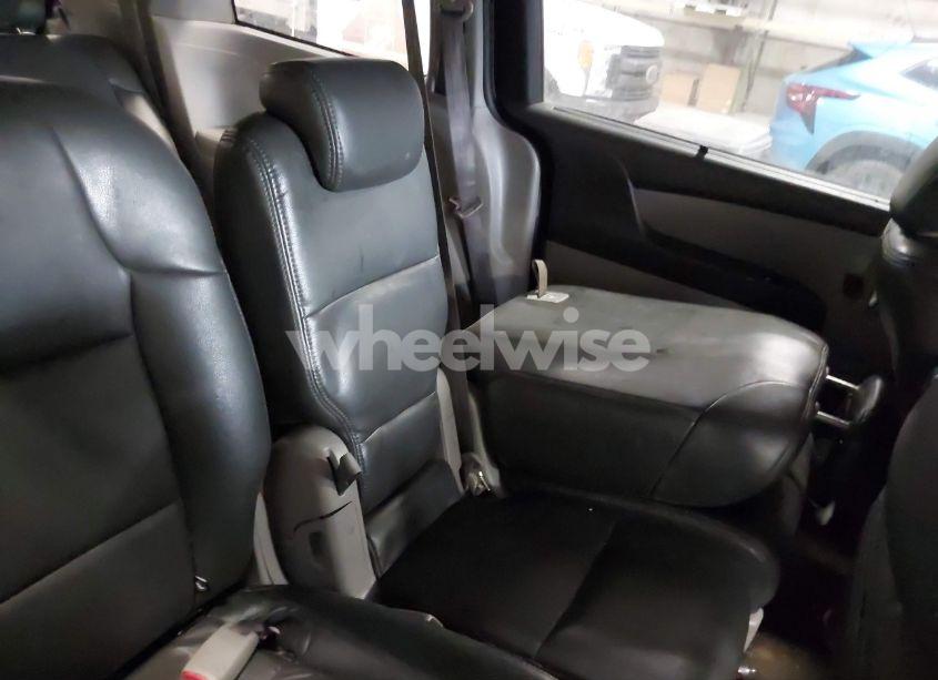 Photo 8 of 2016 Honda Odyssey EX (VIN 5FNRL5H48GB075415)