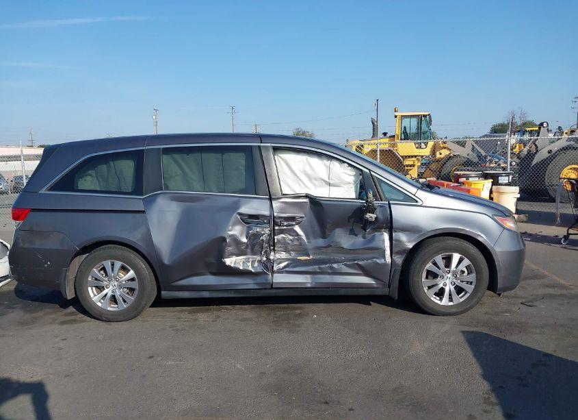 Photo 13 of 2016 Honda Odyssey EX (VIN 5FNRL5H48GB113239)