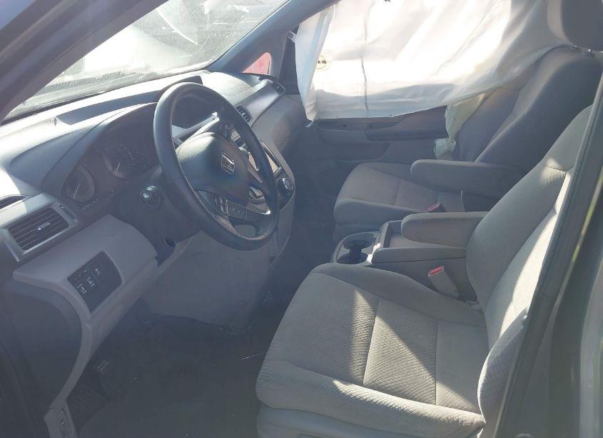 Photo 5 of 2016 Honda Odyssey EX (VIN 5FNRL5H48GB113239)