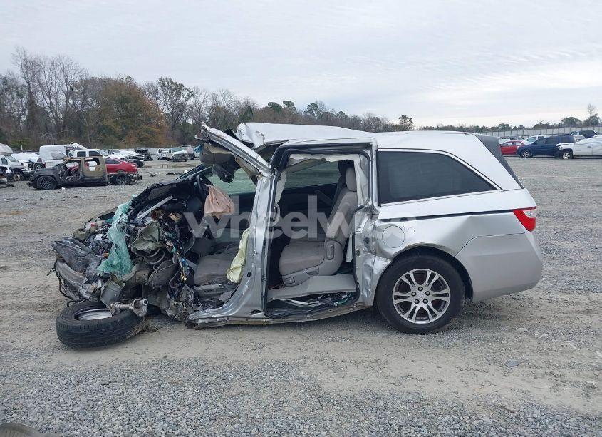 Photo 13 of 2011 Honda Odyssey EX (VIN 5FNRL5H49BB010663)