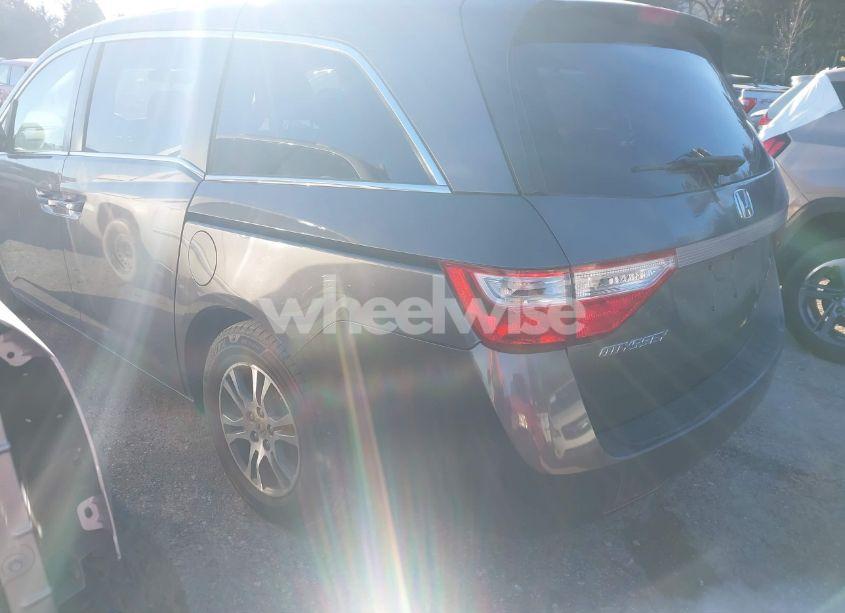 Photo 3 of 2011 Honda Odyssey EX (VIN 5FNRL5H49BB046921)